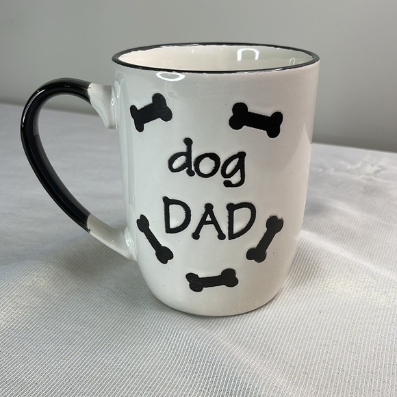 Petrageous Designs Dog Dad Hand Crafted Mug Black White Embossed 12oz - Picture 3 of 9